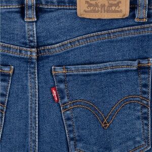 Levi's Indigo Blue Jeans with Tan Stitching